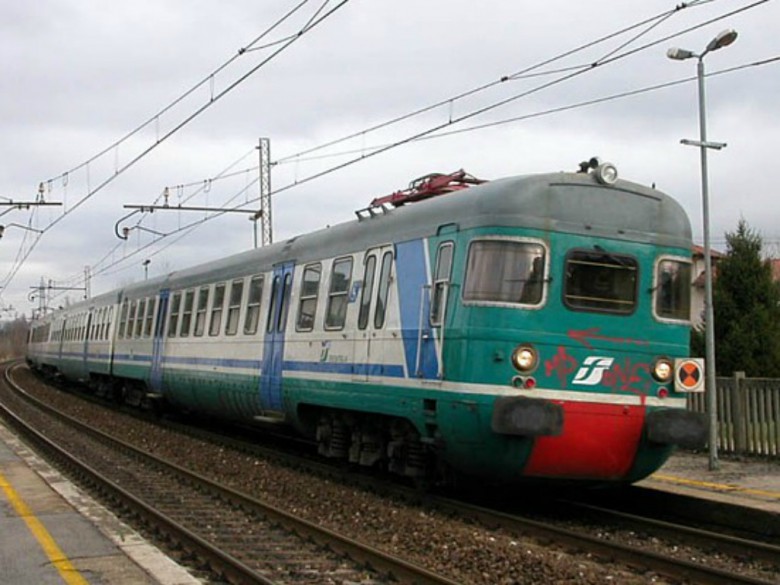 Trenitalia ritardi linea adriatica