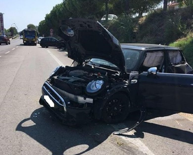 Violento Frontale Sulla Statale 16 A Cupra Arrivano Ambulanza E Pompieri Riviera Oggi