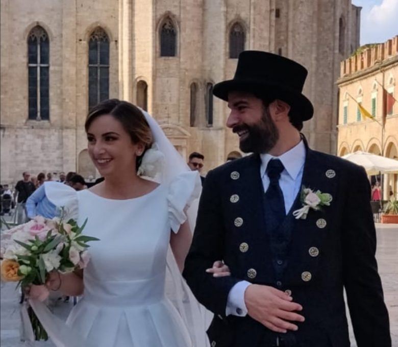 Tanti Auguri A Federica E Luca Oggi Felici Sposi Riviera Oggi